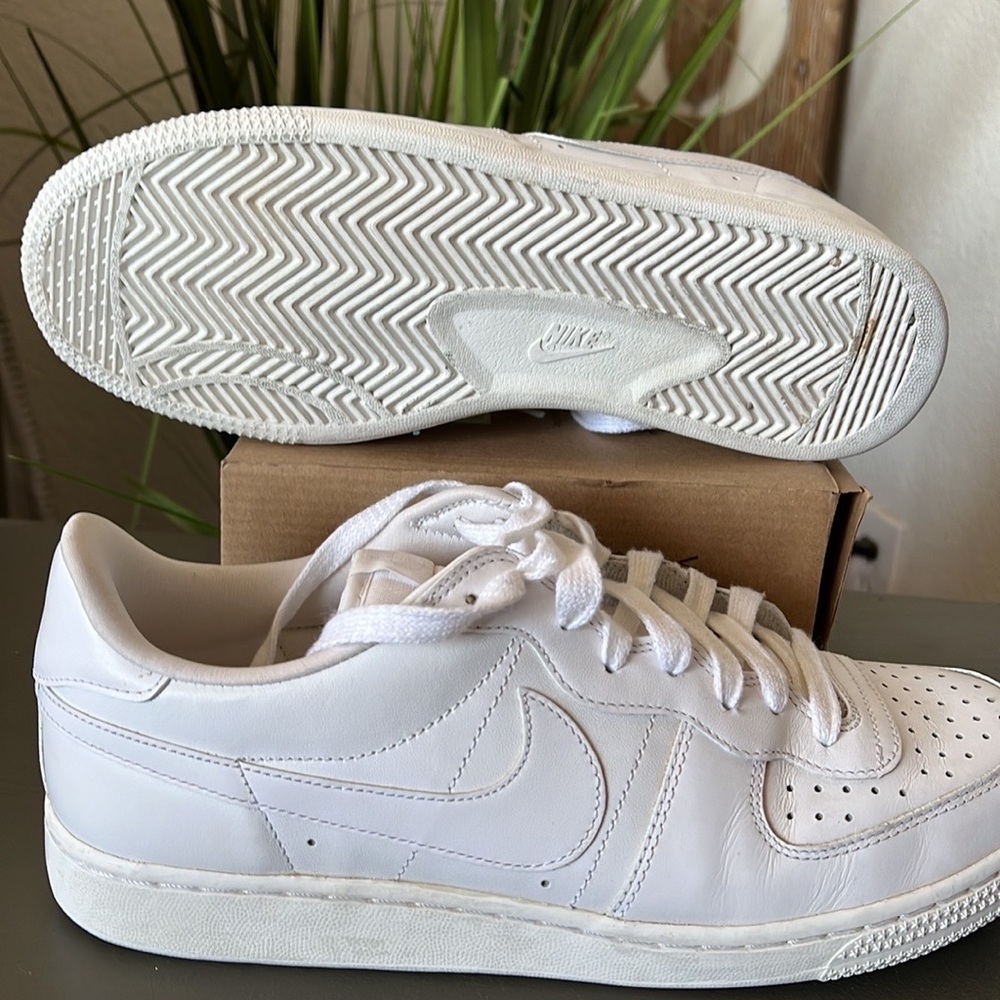 Nike white on white
